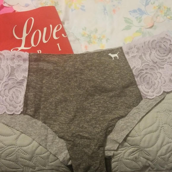 🚫🚫SOLD🚫🚫  Pink Victorias Secret Cheekster - Picture 4 of 8